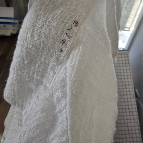 FOREVER 21 White Gauze Button-Up Shirt - Picture 5 of 5